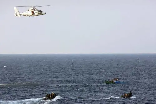 Il rimorchiatore sequestrato è sulla costa somala 
Blitz Usa, liberato il capitano della Maersk