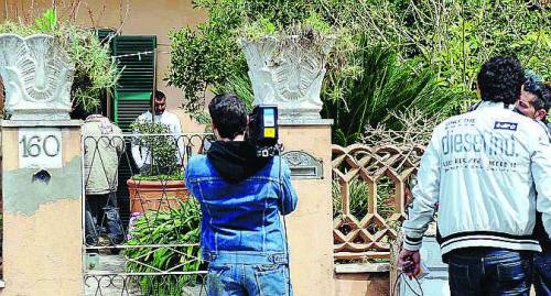 «Basta rincasare tardi». E uccide il figlio