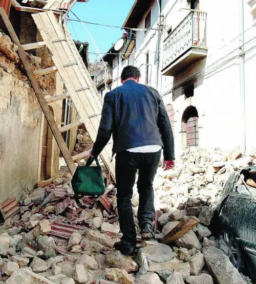 Gli aiuti per lAbruzzo fanno tremare lOrdine dei giornalisti