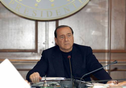 L'Aquila, Berlusconi: 
"Spostato qui il G8" 
Ok da Obama e Brown