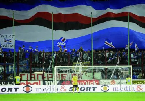 Sampdoria, lemozione tra campo e gradinata