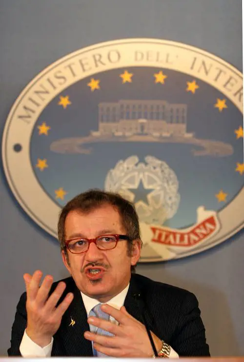 Mille clandestini sono tornati 
liberi grazie al Parlamento