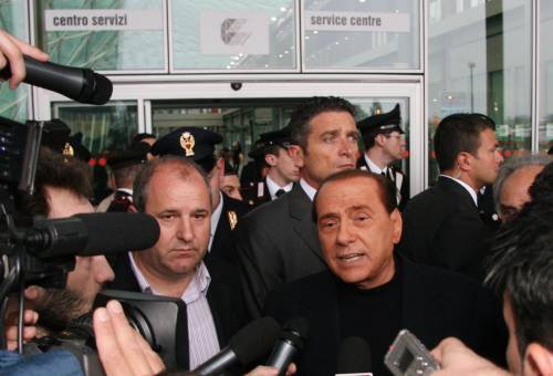 Berlusconi rilancia: "Niente legge su Salò"