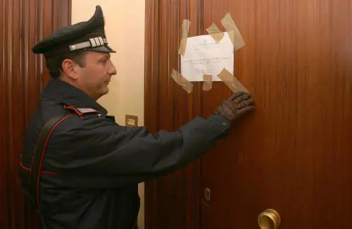 Potenza, uccide la ragazza e si suicida sulla A1