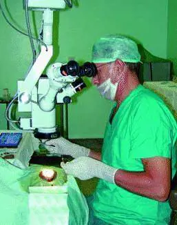 Il sole africano «scalda» con il calore della semplicità le sale operatorie