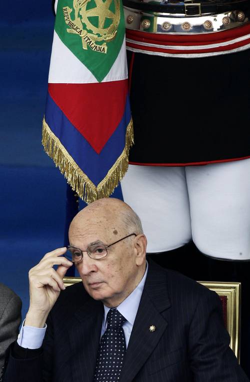 Crisi, Napolitano: "La mafia può approfittarne"