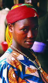 Quel mal dAfrica fra belle ragazze e abiti molto chic