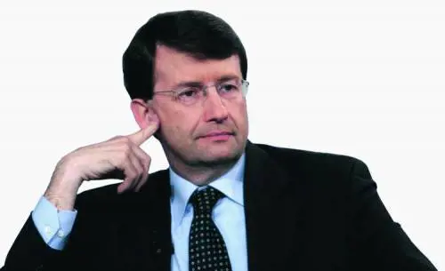 E ora nel Pd tutti vogliono «respingere» Franceschini