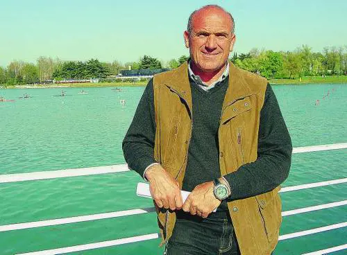 Il re della canoa minaccia il feudo della Lombardia in mano agli eredi del Pci