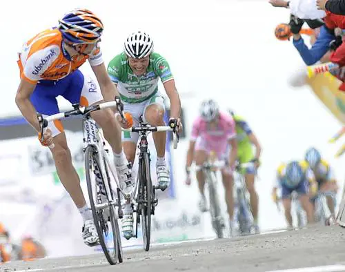 Giro, rispunta Basso 
L'addio di Cunego 