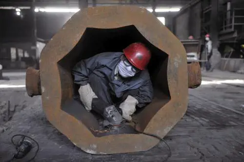 Le tasse divorano i salari 
Ocse: l'Italia è maglia nera