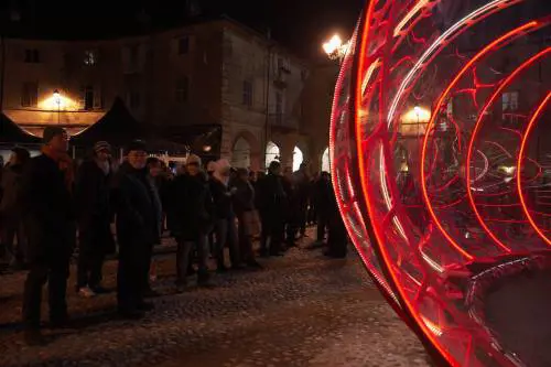 Kakà si sdoppia nello zootropio