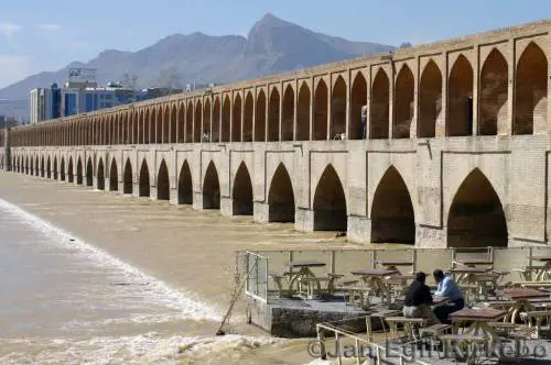 Viaggio a Jolfa, la faccia cristiana dell'Iran