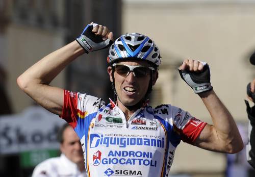 Giro, Bertagnolli primo a Faenza 
Menchov resta in maglia rosa