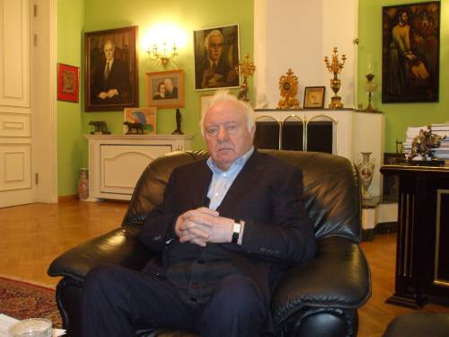 Shevardnadze: "Quando convinsi  
Giovanni Paolo II a salvare la pace"