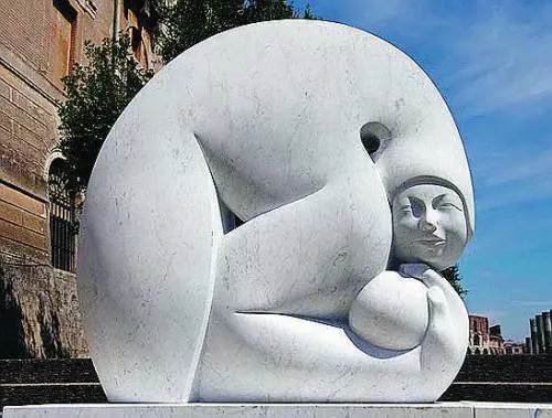 L’invasione dei cerchi di marmo