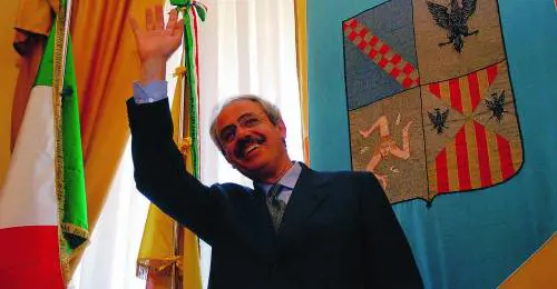 Ecco prefetti e simboli antiracket Ma il Lombardo-bis è a rischio