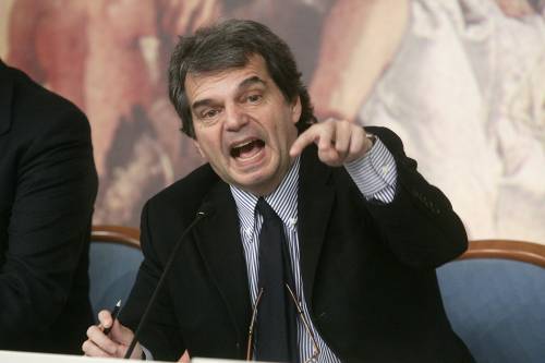 Brunetta: "Stop ai poliziotti-panzoni in ufficio"