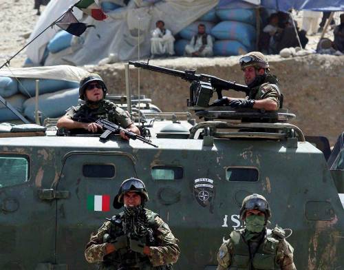 Battaglia in Afghanistan: feriti tre parà italiani