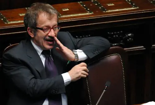 Lite Annunziata-Maroni: "Di gossip non parlo" 