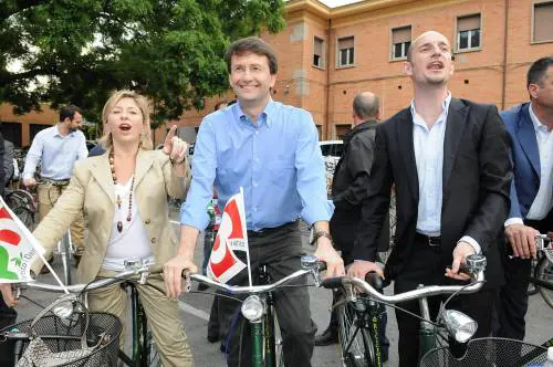 Franceschini insiste: "E' in gioco la democrazia"