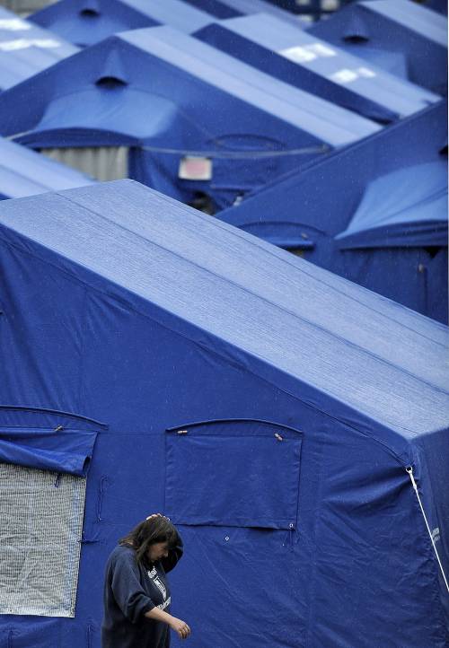 L'Aquila, gli sfollati al voto tra le tendopoli