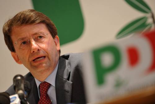 Franceschini verso la fuga 
C'è la coda per la poltrona