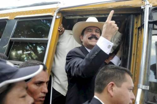 Golpe in Honduras 
E Chavez minaccia: 
pronti a intervenire