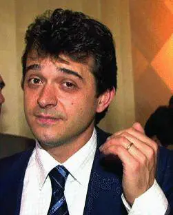 Clima tropicale per la prima del sindaco