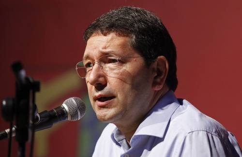 Pd, Marino si candida e "arruola" Englaro 
Ma è polemica: "Non fa il bene del partito"