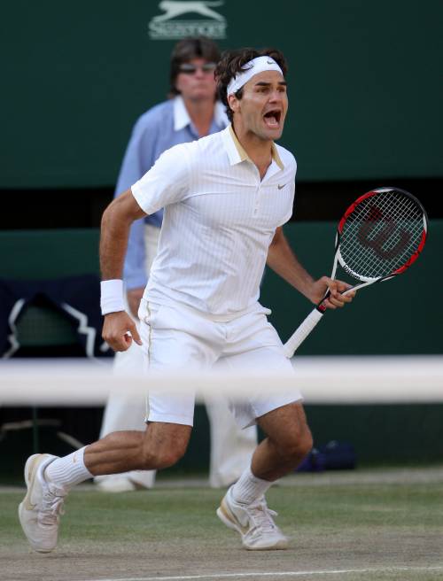 Wimbledon a Federer 
Adesso è il re degli Slam