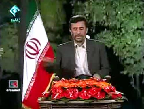 Ahmadinejad ci prova, 
ma "manca" l'insetto