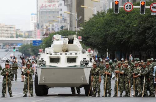 Cina, "tregua armata" nello Xinjiang