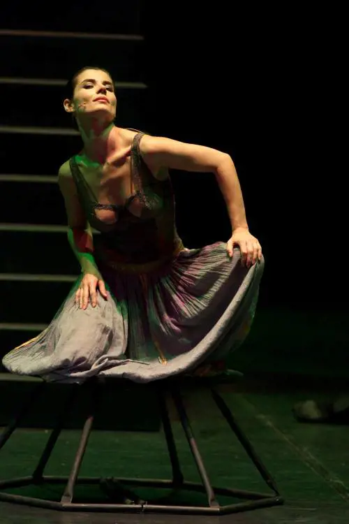 "Noi, due invasate nella nuova Broadway"