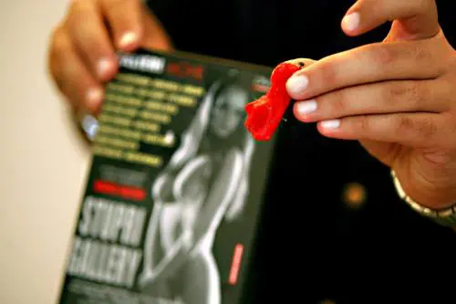 Bianchini resta in cella, nega tutto: "Mi rovinate" In casa tra armi e voodoo