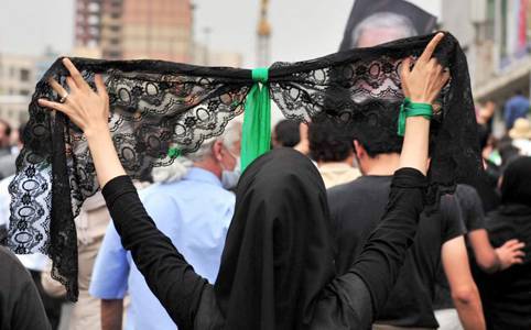 Iran, Moussavi: "I morti? 
Più di 20, 46 scomparsi"