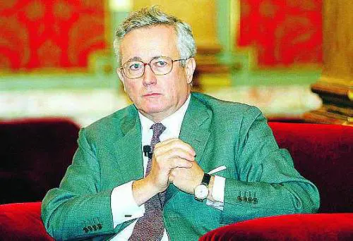 Ville, auto e yacht «scudati», purché siano nella Ue