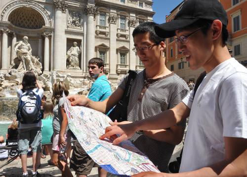 Roma, giapponesi in fuga: 
"Truffe e servizi scadenti"