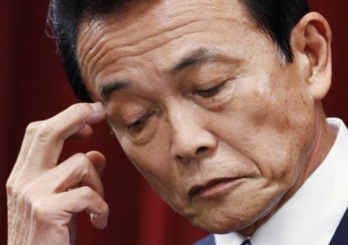 Giappone, è crisi politica 
Alle urne il 30 agosto