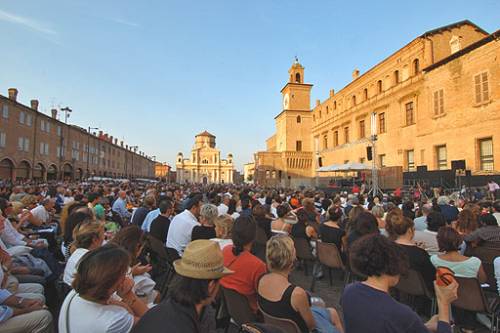 I filosofi si danno appuntamento 
a Modena per parlare di "comunità"
