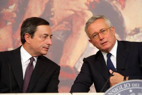Crisi, Draghi: "In eredità forte debito" 
Ma Tremonti: "Le entrate tengono" 