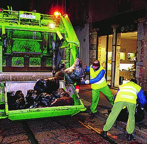 Amsa non ha dubbi: il diesel non conviene la sfida all’ultimo sacco premia il metano