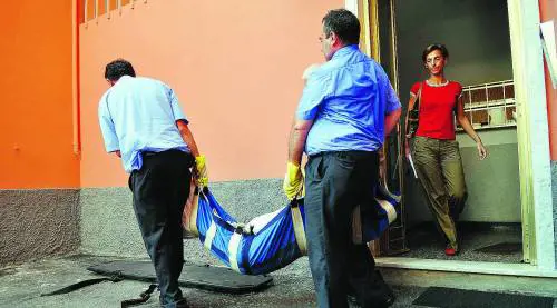 Lui 82 anni, lei 75. Massacro dopo una vita di litigi