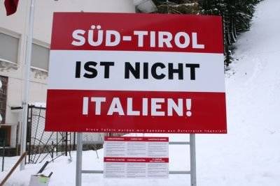 L'Austria: "Annettere l'Alto Adige" 
E scoppia subito la polemica