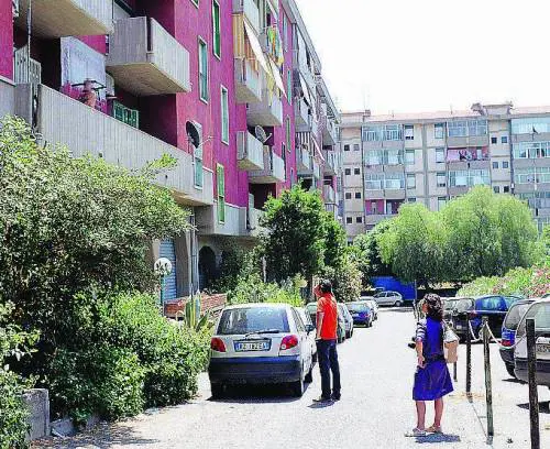 «Piangi troppo». E strangola la sua bimba