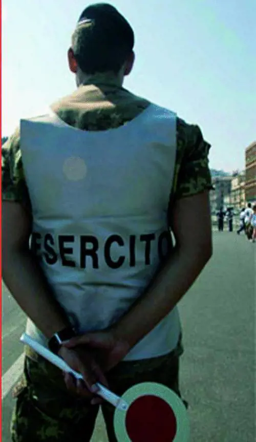 Soldati indispensabili  contro gli agitatori  favoriti dalla sinistra