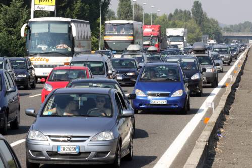 Esodo d'agosto, traffico e code chilometriche