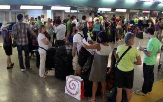 Fiumicino: ritardi ai voli per problemi al check-in