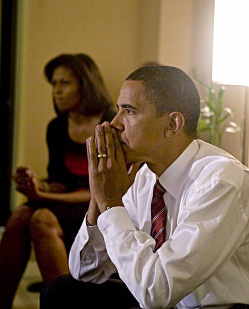 Con il mitra al comizio di Obama 
In Arizona si può: "Non è reato"