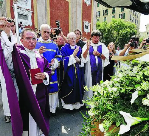 «Quanto ci costa il ritrovo del Pd?»